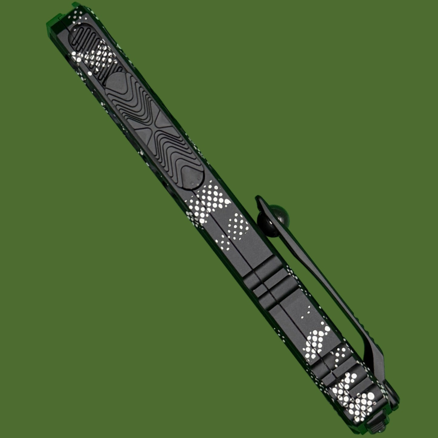 Microtech Cypher II D/E Pixel Camo Standard 1242-1PXC