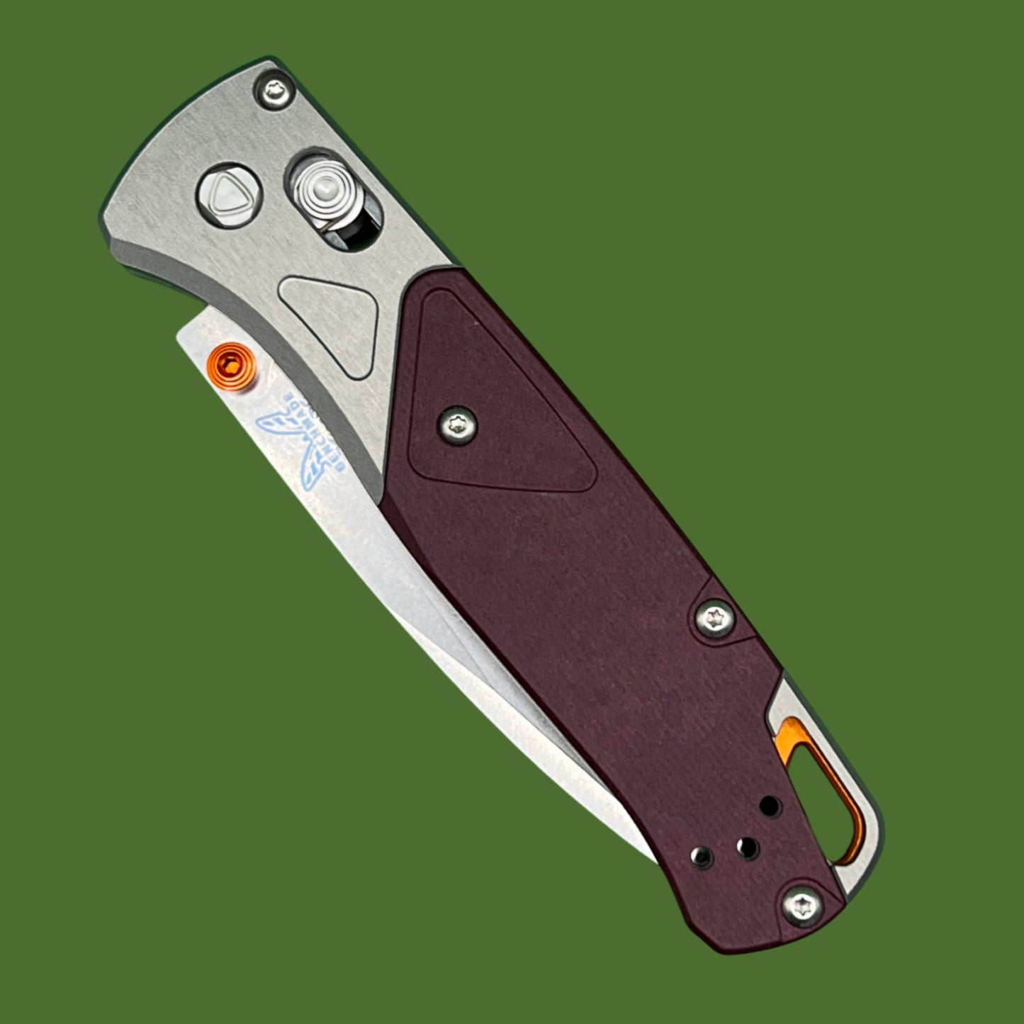 Benchmade Bugout Axis Lock Ash Grey Aluminum/Redstone Richlite 535-09