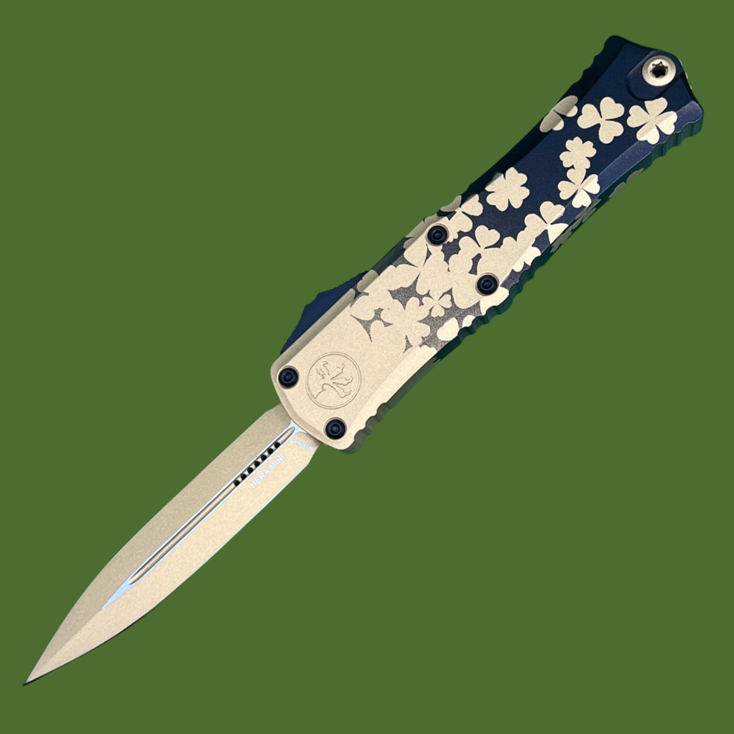 Microtech Hera II Mini D/E St. Patrick’s Day Signature Series Gold Standard 1702M-1SPDGDS