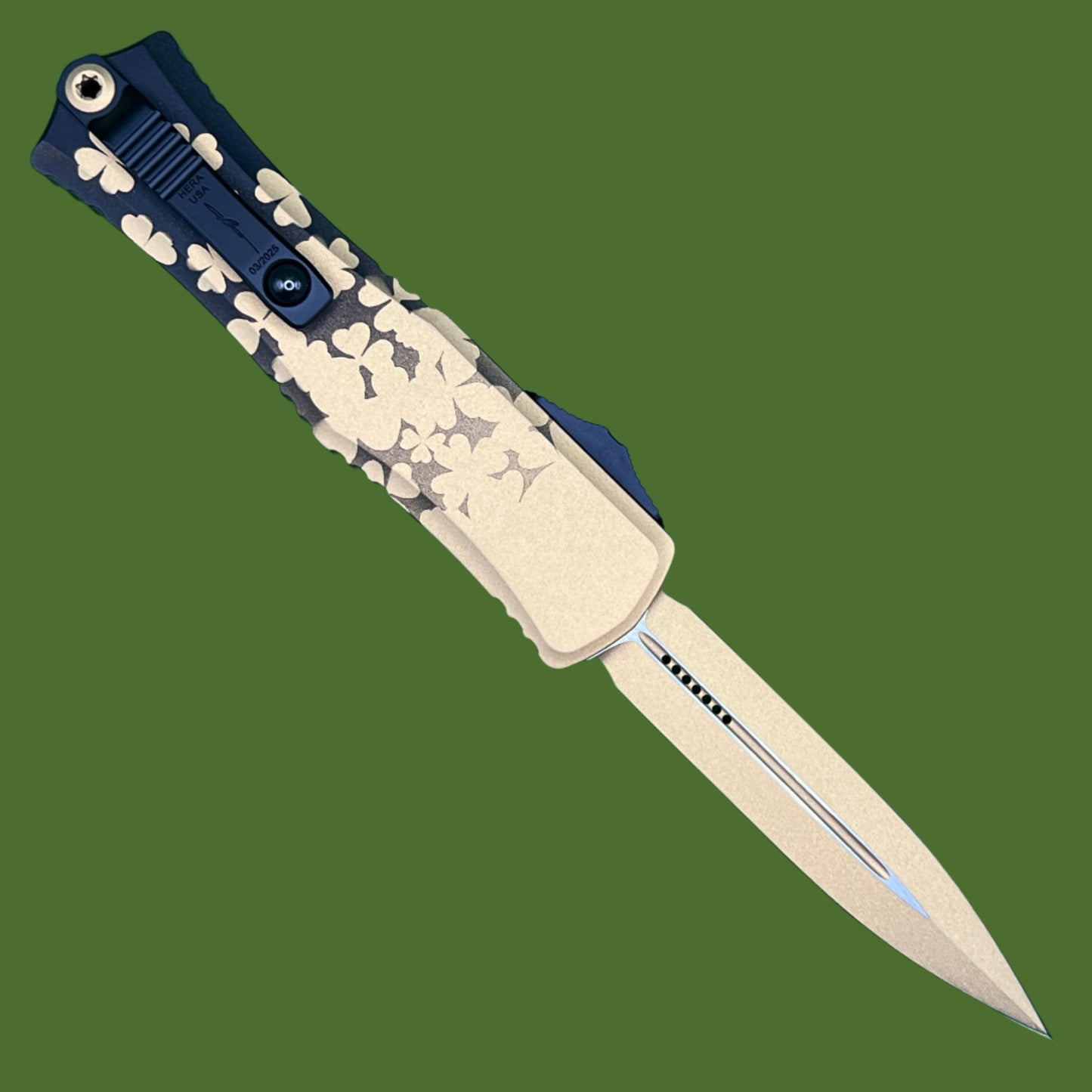 Microtech Hera II Mini D/E St. Patrick’s Day Signature Series Gold Standard 1702M-1SPDGDS