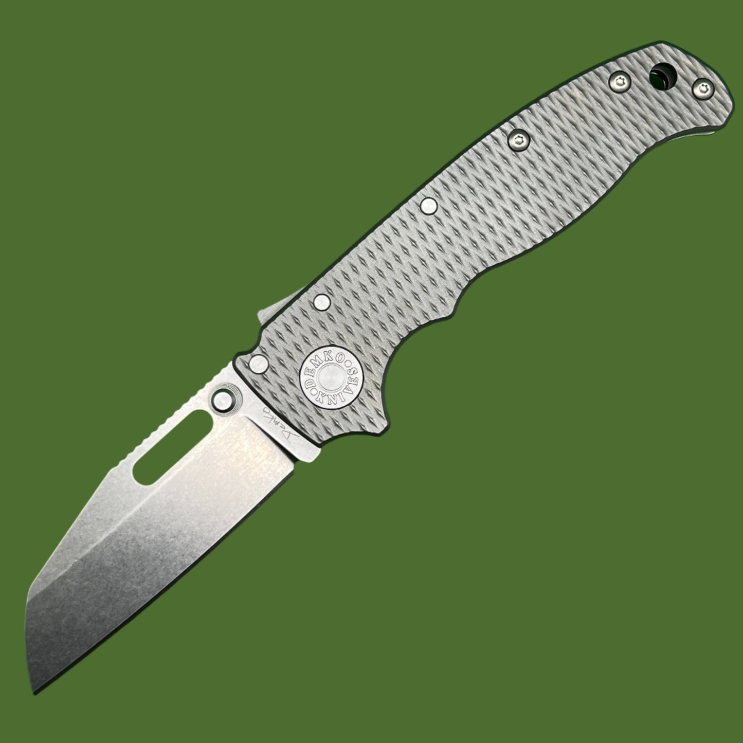 Demko AD20.5 Shark Foot Shark Lock Textured Titanium 20CV