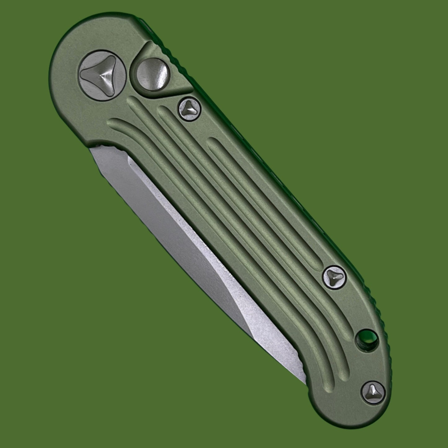 *Pre-Owned* Microtech LUDT Green Standard Auto 135-1GR