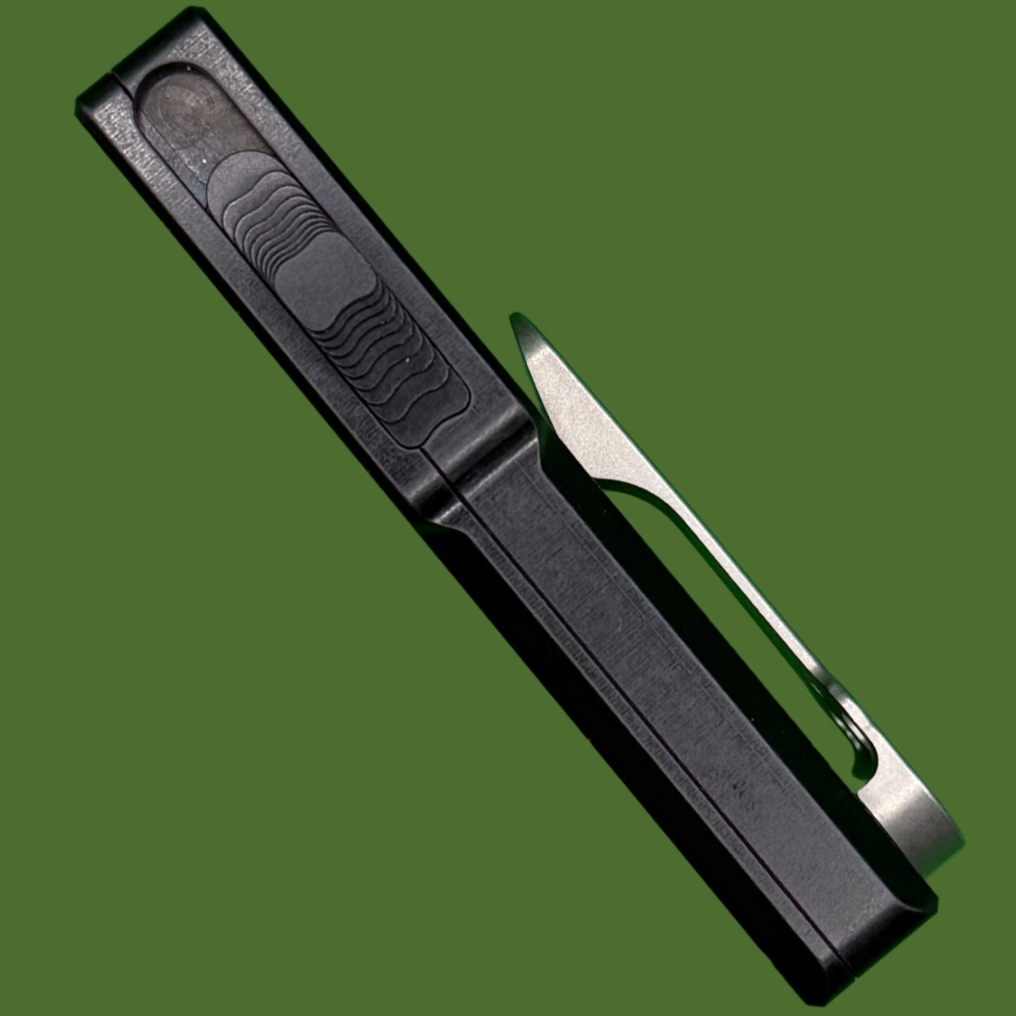 Chaves CHUB Utility OTF Black Crosshatch Aluminum