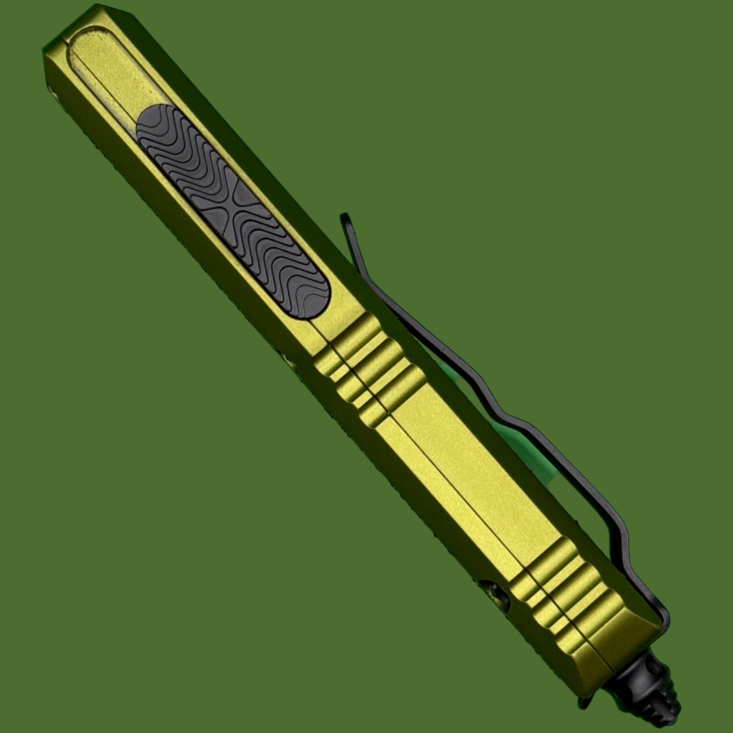 *Pre-Owned* Microtech Daytona S/E Signature Series OD Green Standard 124-1ODS