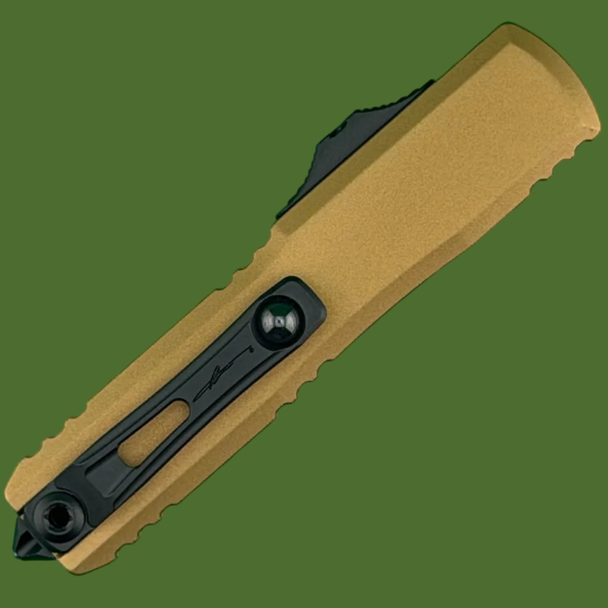 Microtech UTX-70 Gen IV Hellhound Signature Series Tan Standard 14194-1TAS