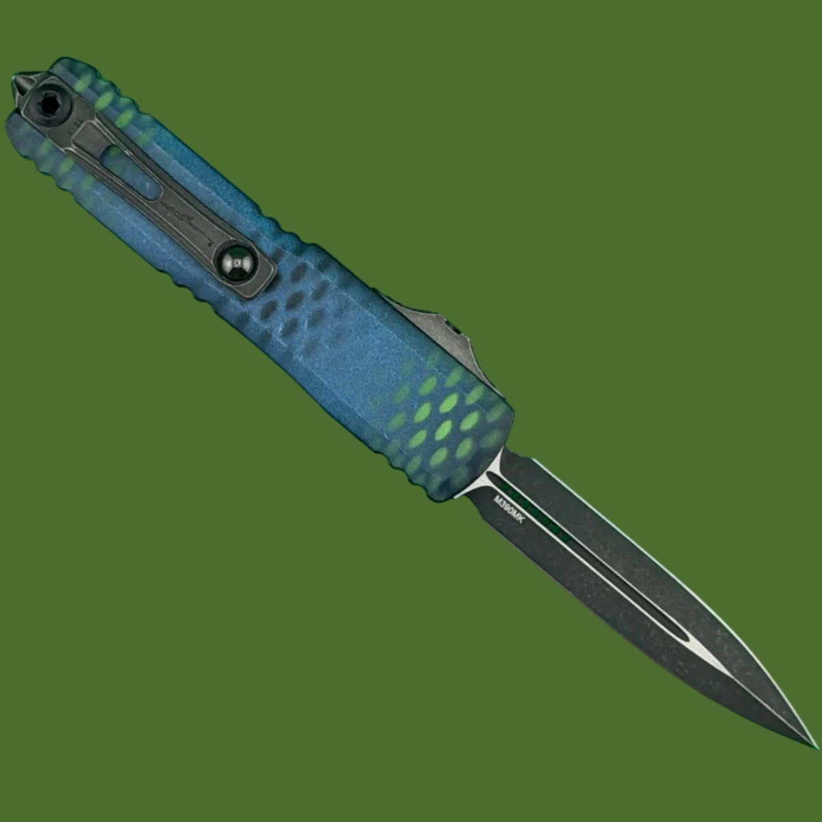 Microtech UTX-70 D/E Gen IV Signature Series Blue X-51 Standard 11474-1BLX51S