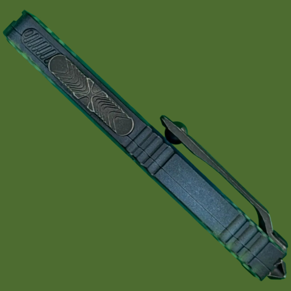 Microtech UTX-70 D/E Gen IV Signature Series Blue X-51 Standard 11474-1BLX51S