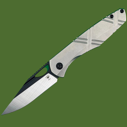 *Pre-Owned* Black Bird Blades Grackle