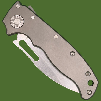 Demko AD20.5 Slicer Shark Shark Lock Smooth Titanium 3V