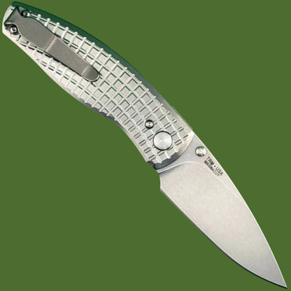 TRM Neutron 2 Linerlock Flat Frag Titanium