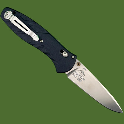 Benchmade PROTOTYPE Barrage Axis Assist Blue Canyon Richlite 581-03
