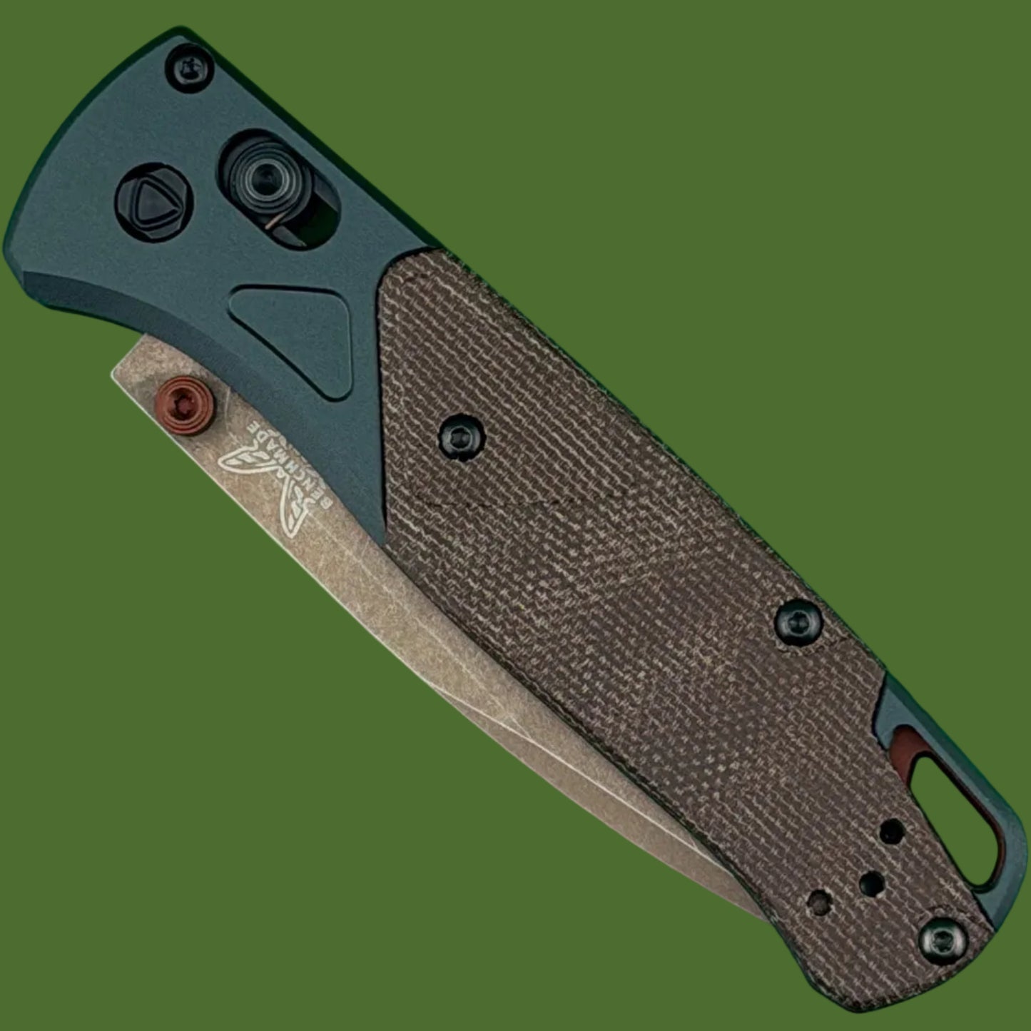 Benchmade Bugout Taiga Green/Natural Micarta FDE 535FE-2602
